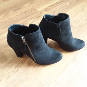 Madden Girl / Lesslie Booties 8M